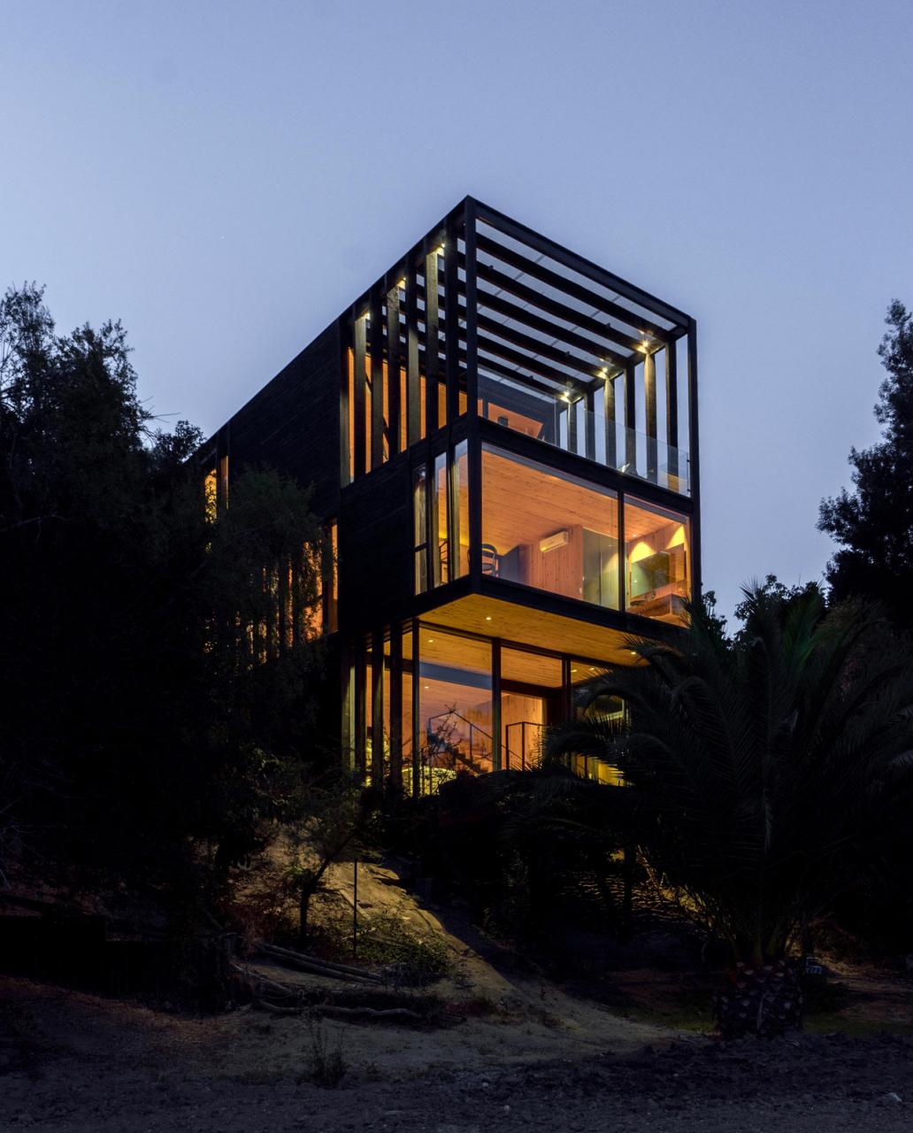 山坡上的梦想之屋“Slope House” 山坡上的梦想之屋“Slope House”
